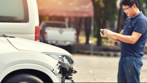 Klaim Asuransi Mobil Berjalan