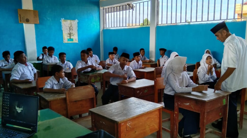 Soal Dan Jawaban PAS Fisika Kelas 10