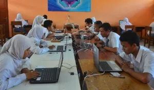 Manfaat Memiliki Laptop Bagi Siswa