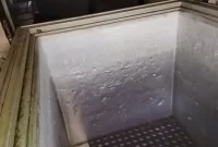 Penyebab Freezer Box Beku Sebagian