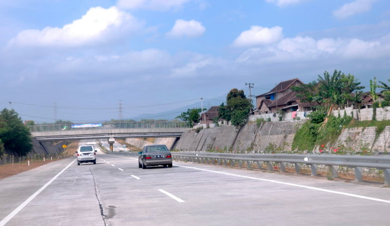 Kelebihan dan Kekurangan Jalan Beton