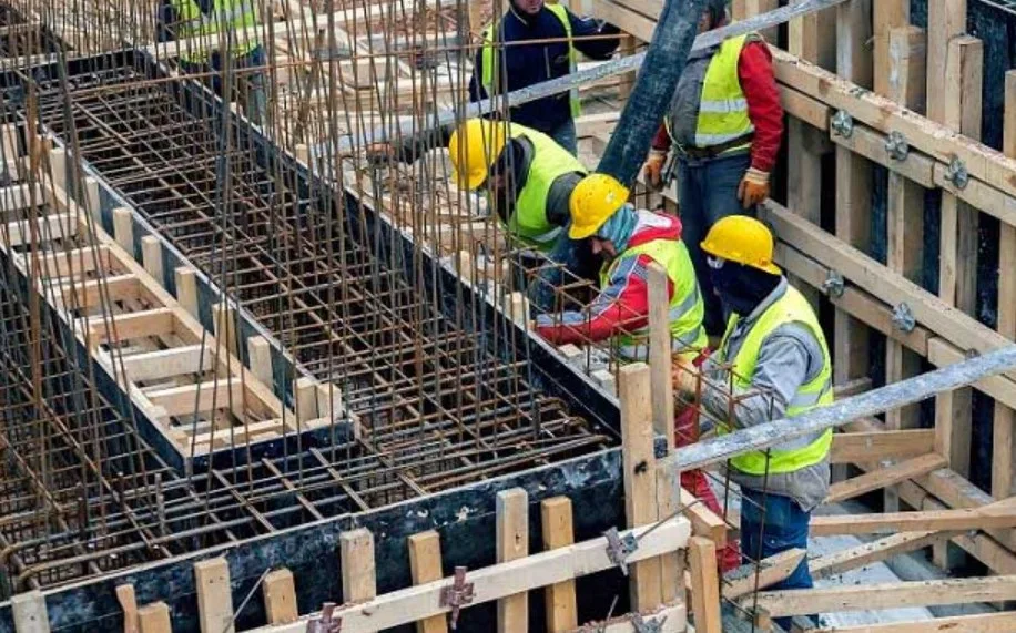 Metode Pelaksanaan Pekerjaan Bekisting Beton